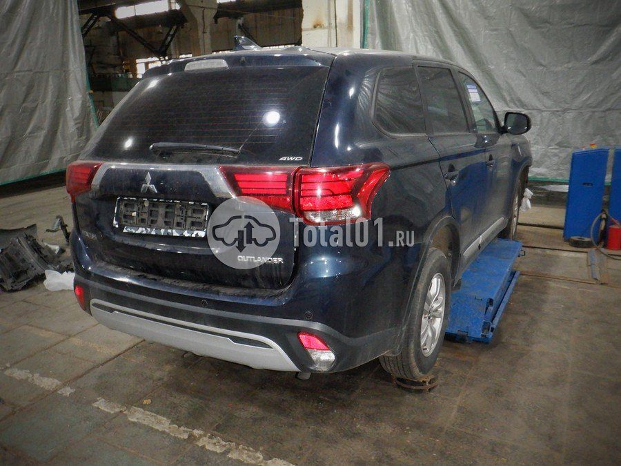 Фото Mitsubishi Outlander 16