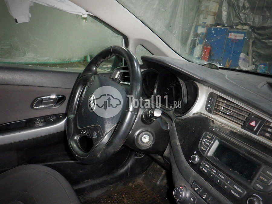 Фото KIA cee\'d 34