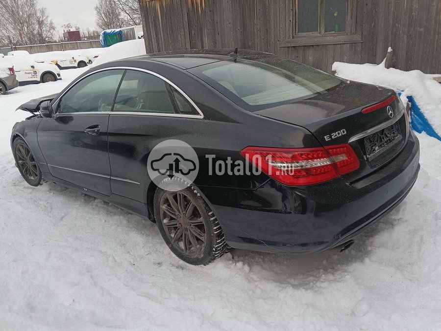 Фото Mercedes-Benz E-класс 90