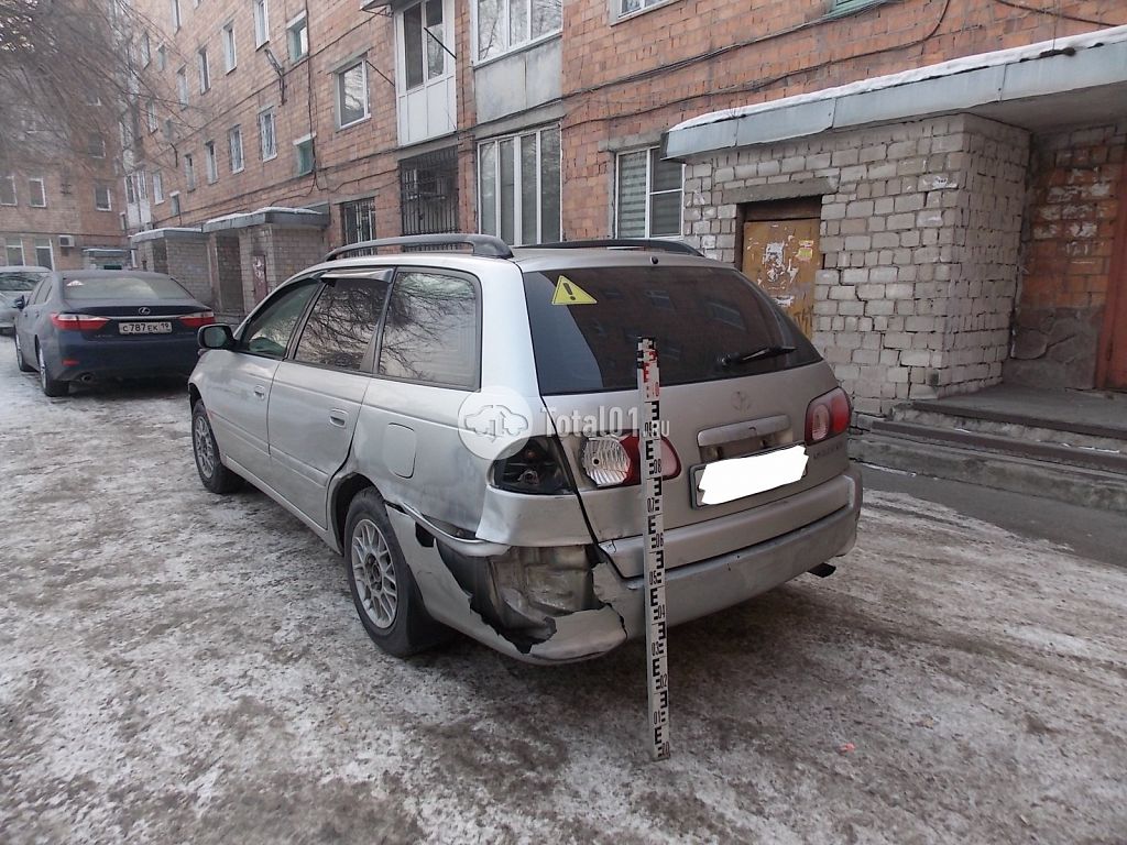 Фото Toyota Caldina 8