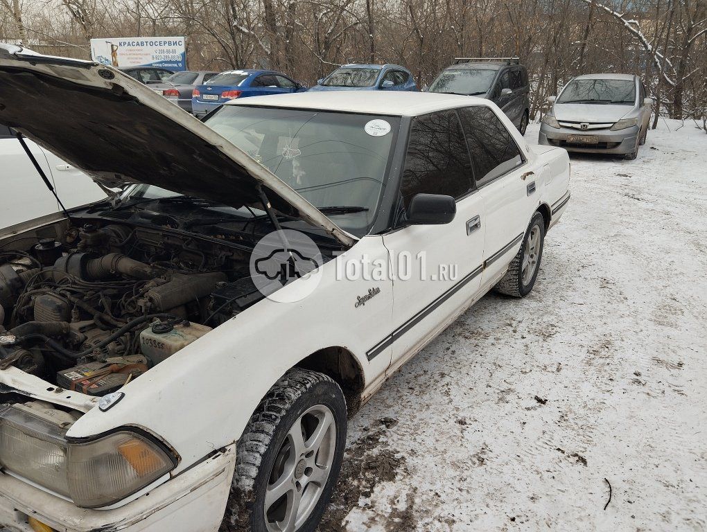 Фото Toyota Crown 18