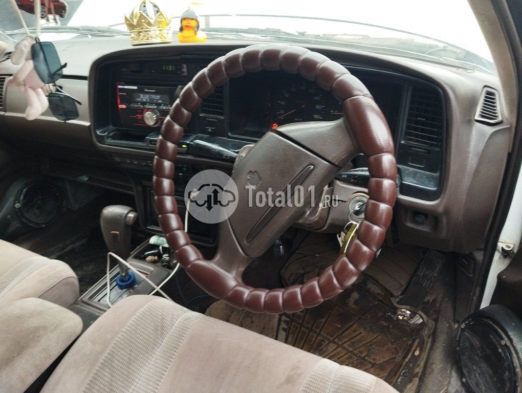 Фото Toyota Crown 28