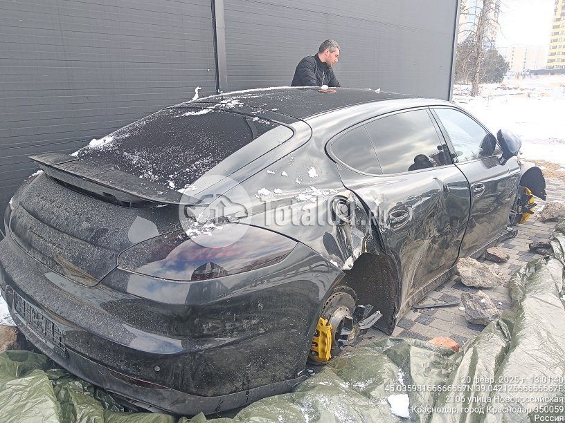 Фото Porsche Panamera Turbo 8