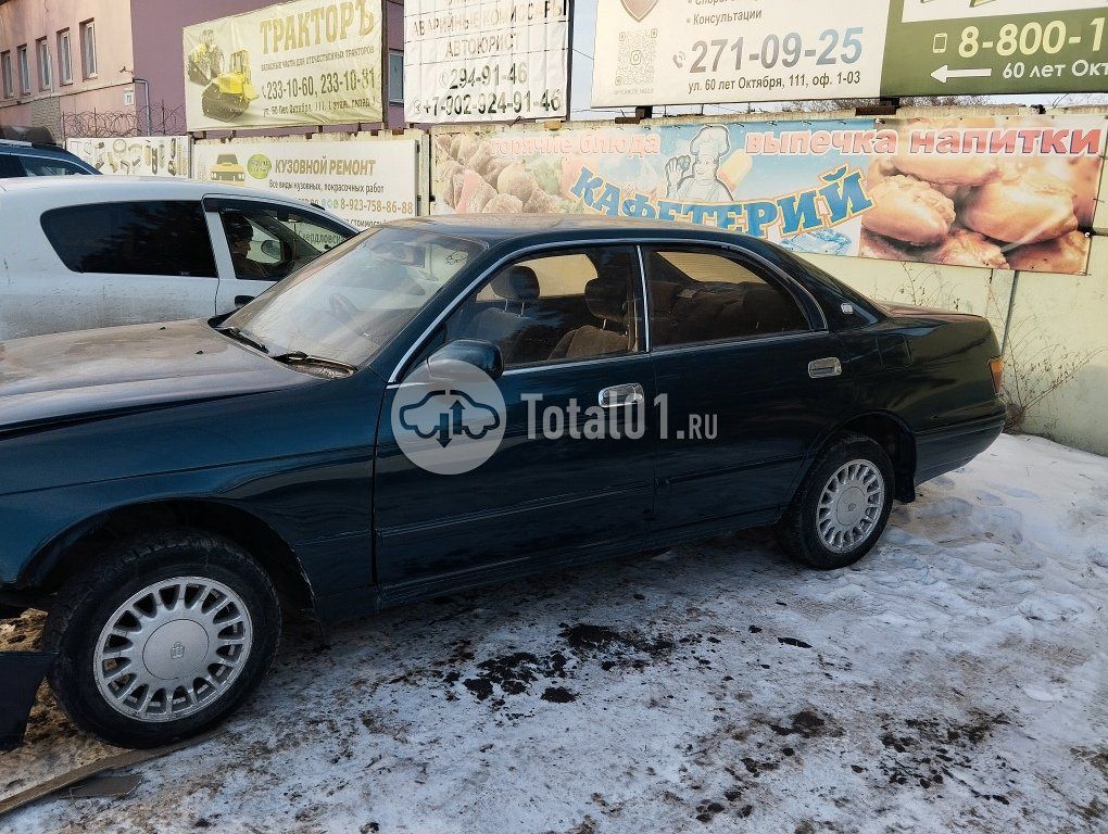 Фото Toyota Crown 10