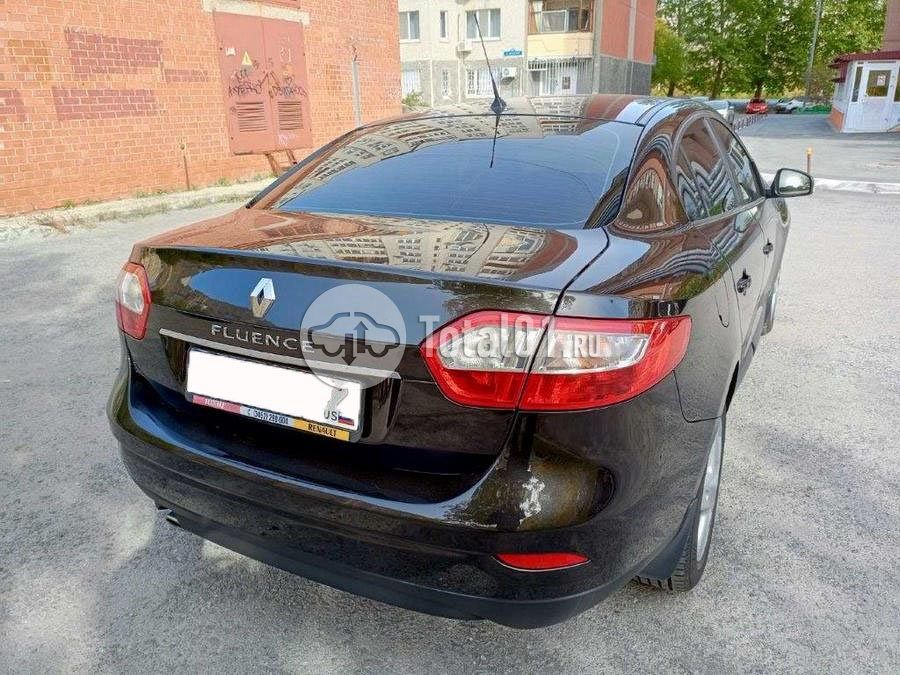 Фото Renault Fluence 12