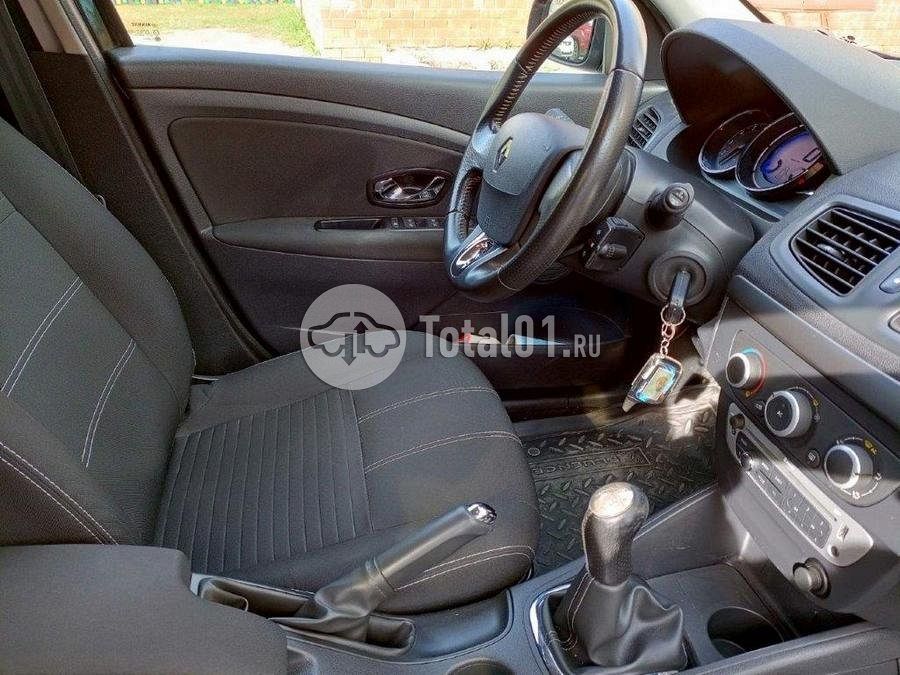 Фото Renault Fluence 22