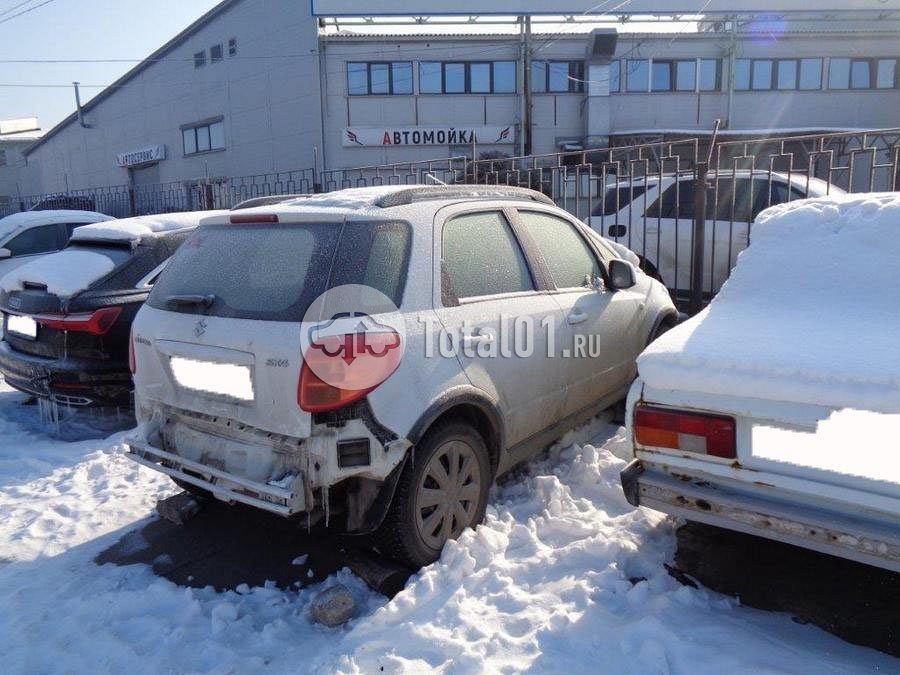 Фото Suzuki SX4 6