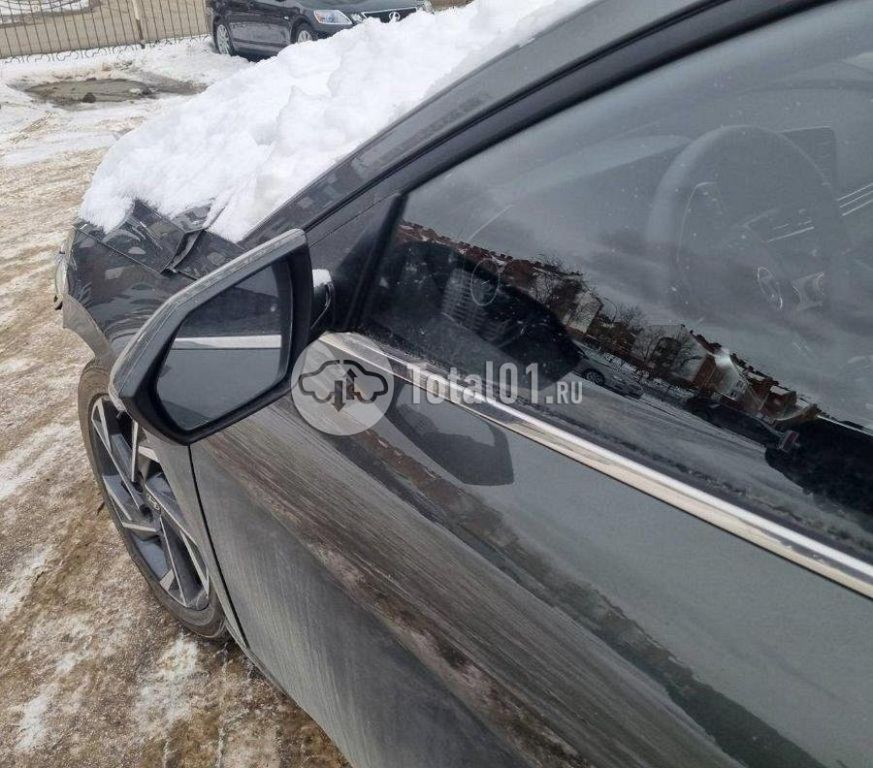Фото Hyundai Elantra 16