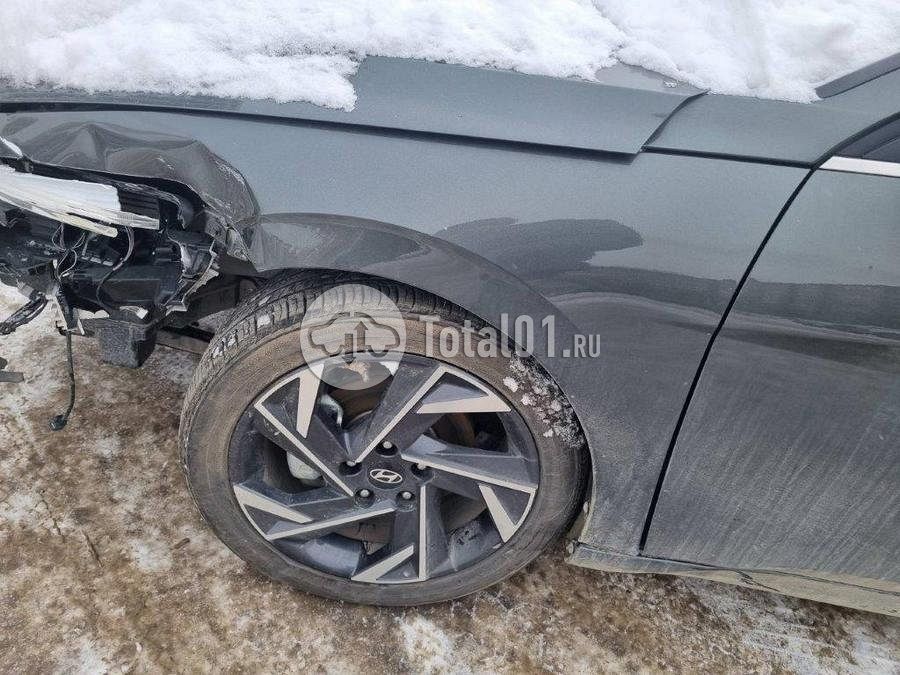 Фото Hyundai Elantra 18