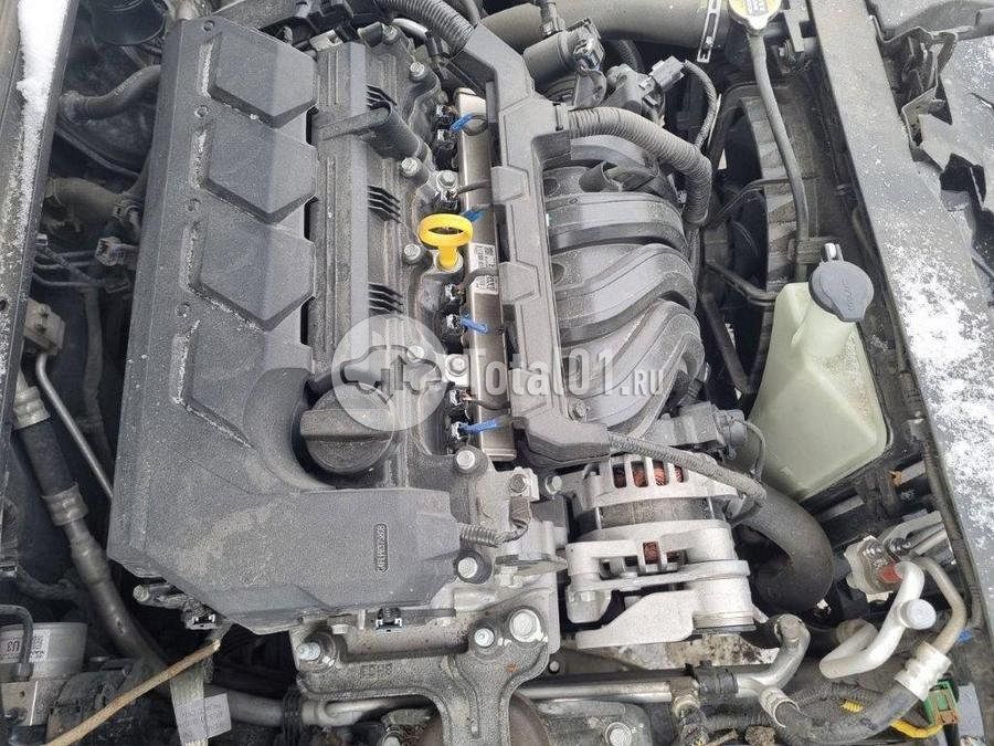 Фото Hyundai Elantra 44