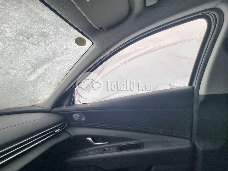 Фото Hyundai Elantra 106