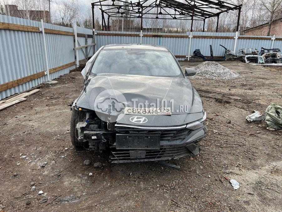 Фото Hyundai Elantra 116