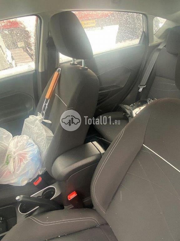 Фото Ford Fiesta 32