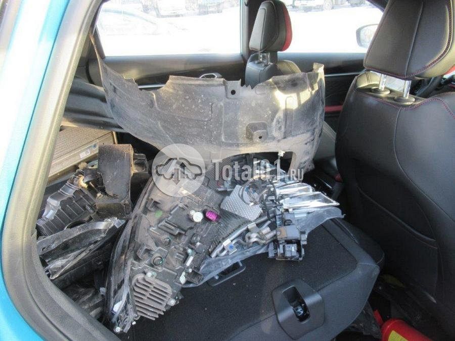 Фото Geely Coolray 22