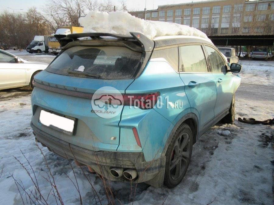 Фото Geely Coolray 32