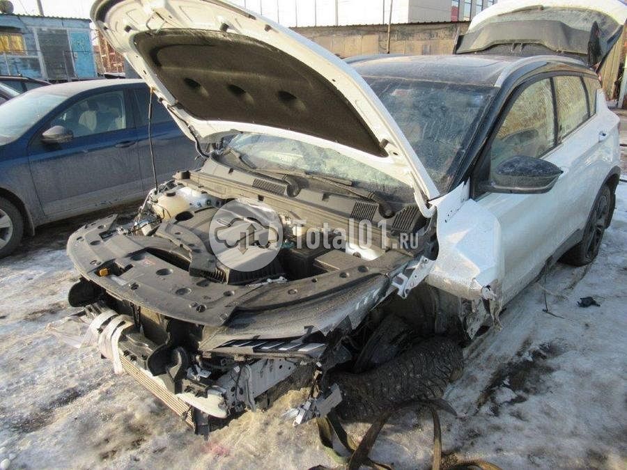 Фото Geely Coolray 4