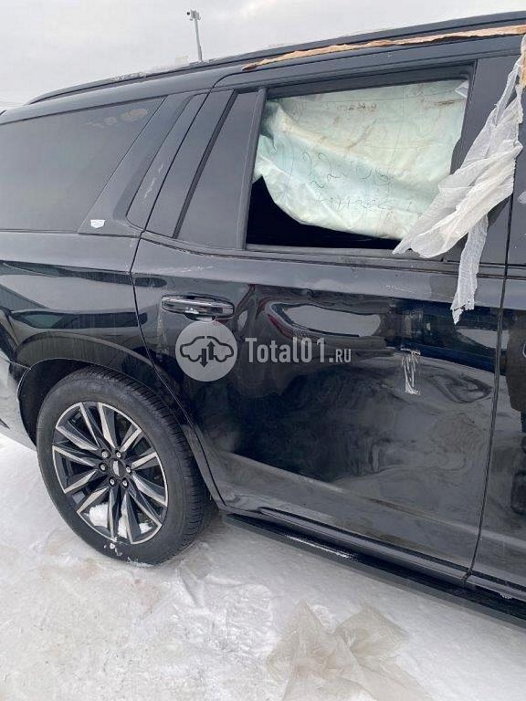 Фото Cadillac Escalade 142