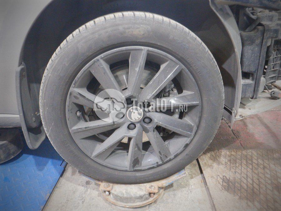 Фото Skoda Rapid 34