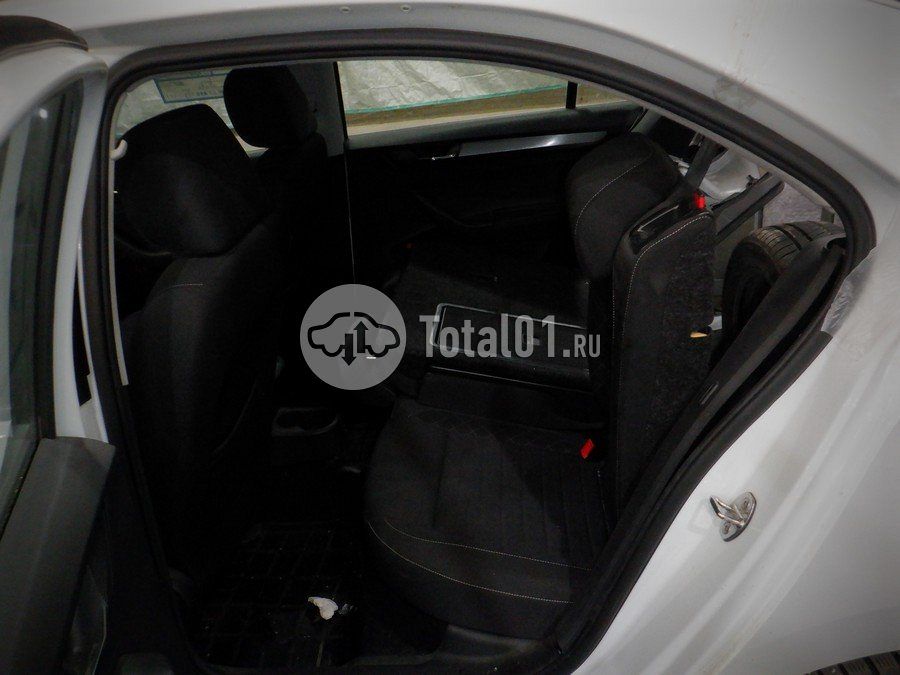 Фото Skoda Rapid 52