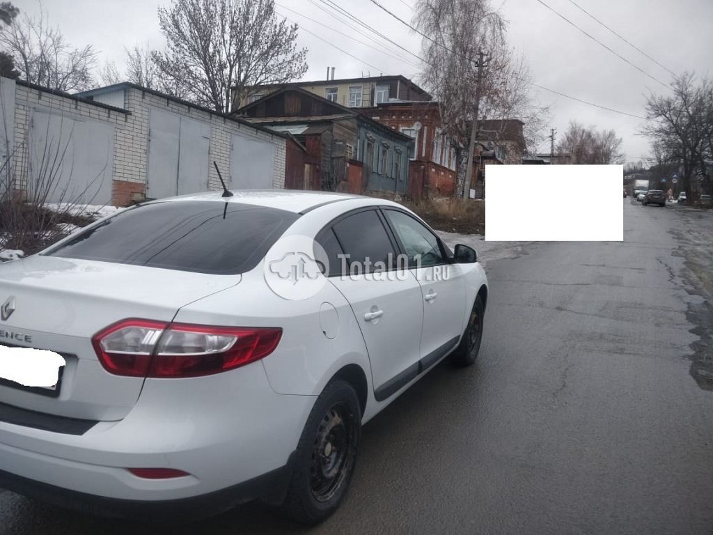 Фото Renault Fluence 22