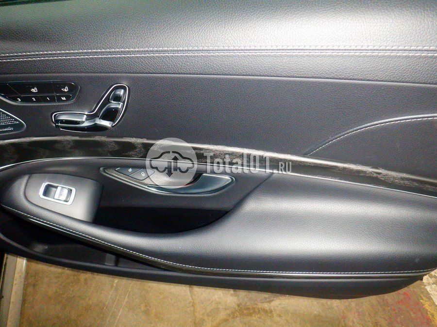 Фото Mercedes-Benz S-класс 104