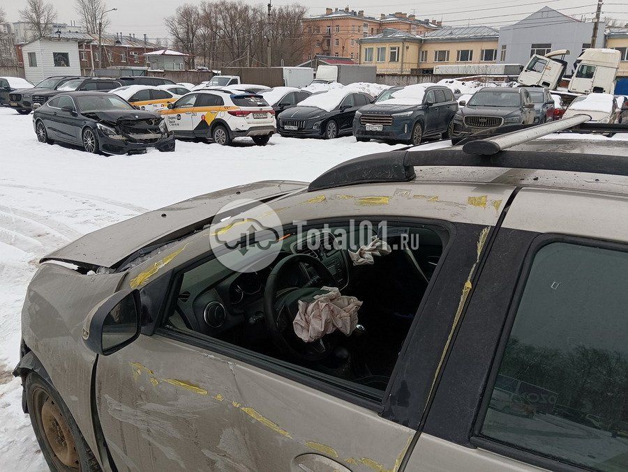 Фото Renault Sandero 42