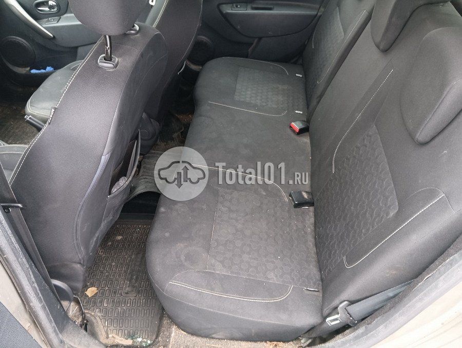 Фото Renault Sandero 106