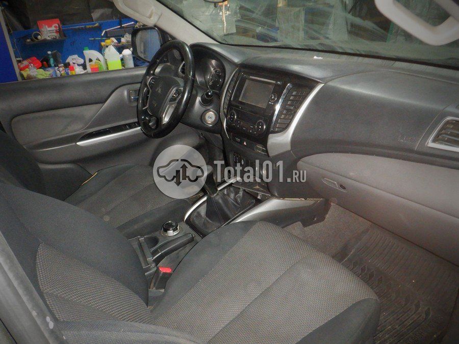 Фото Mitsubishi L200 68