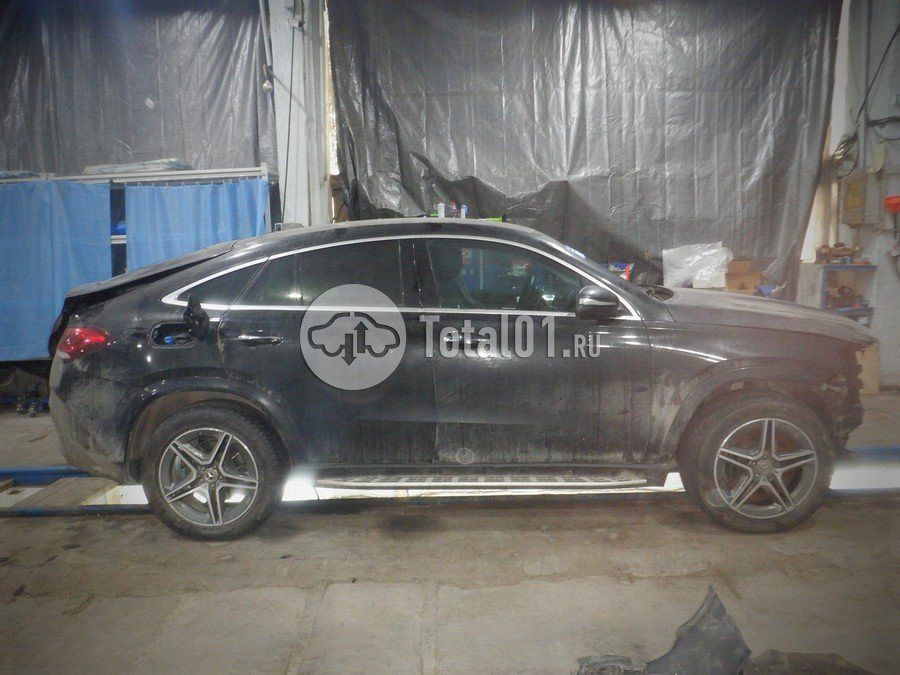 Фото Mercedes-Benz GLE 350D 12