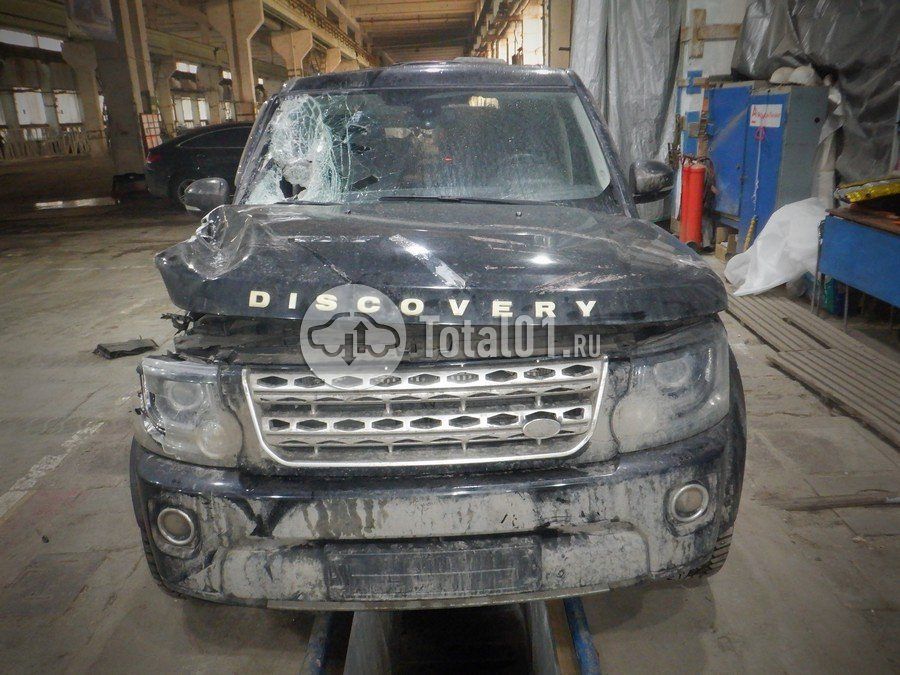 Фото Land Rover Discovery 4
