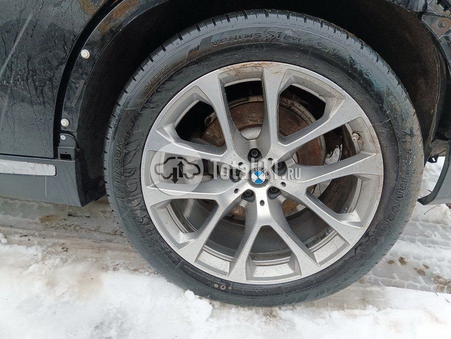 Фото BMW X5 32