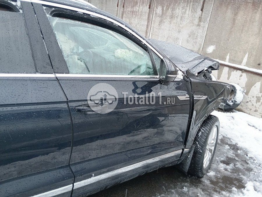Фото Volkswagen Touareg 70