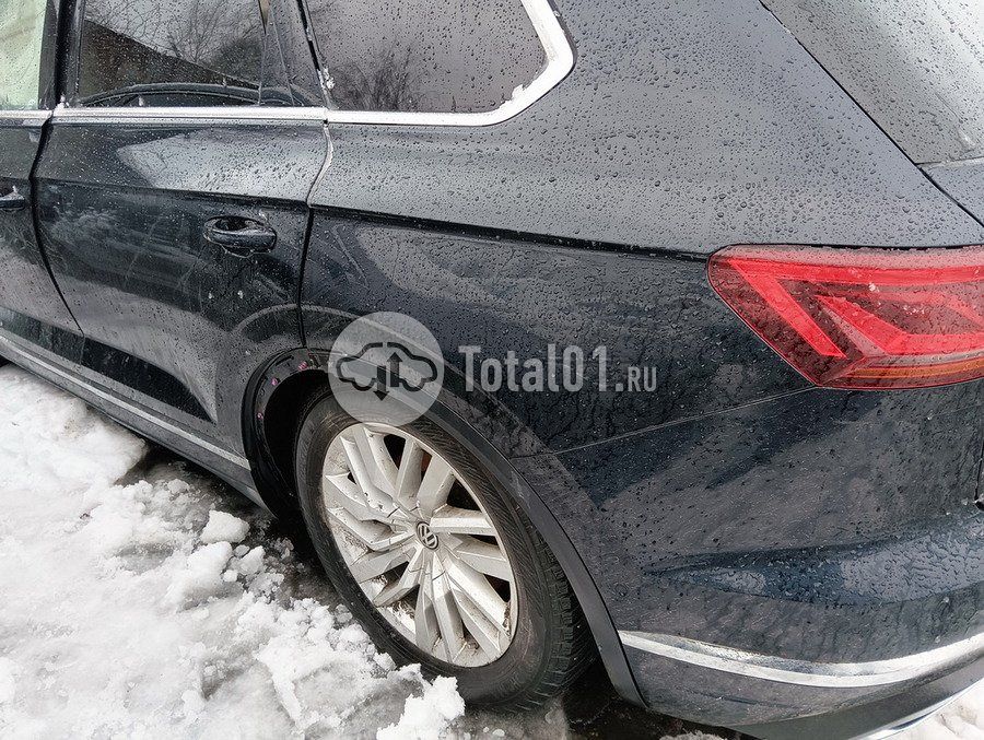 Фото Volkswagen Touareg 90