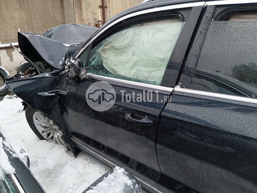 Фото Volkswagen Touareg 98