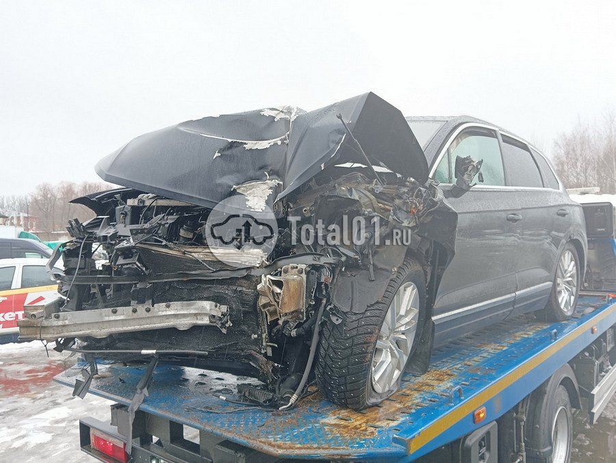 Фото Volkswagen Touareg 170