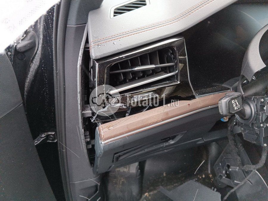 Фото Volkswagen Touareg 174
