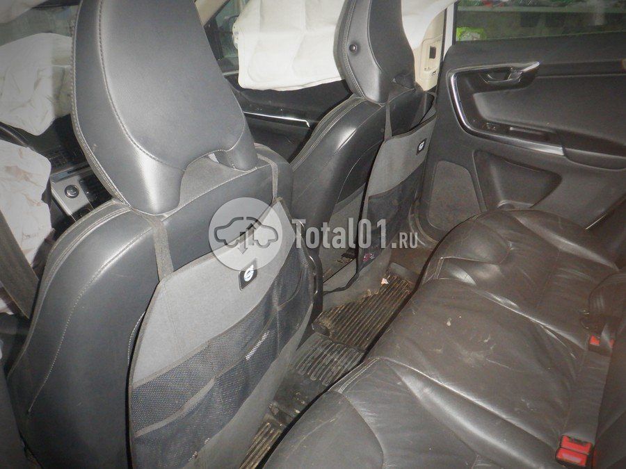 Фото Volvo XC60 48