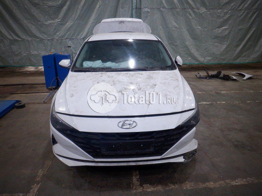 Фото Hyundai Elantra 4