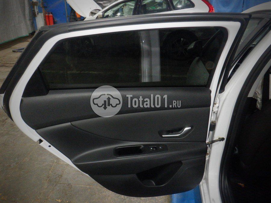 Фото Hyundai Elantra 48