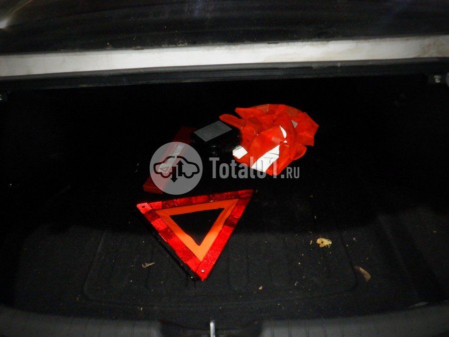 Фото Hyundai Elantra 60