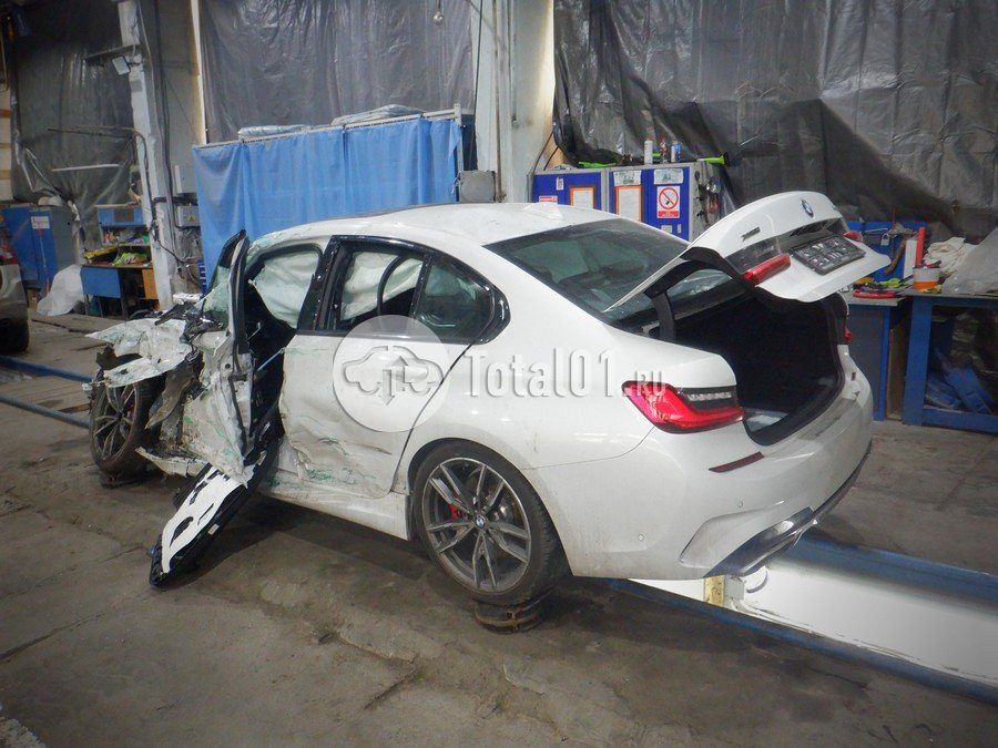 Фото BMW 3 серия 10
