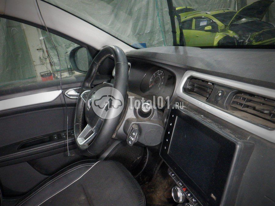 Фото Renault Arkana 30