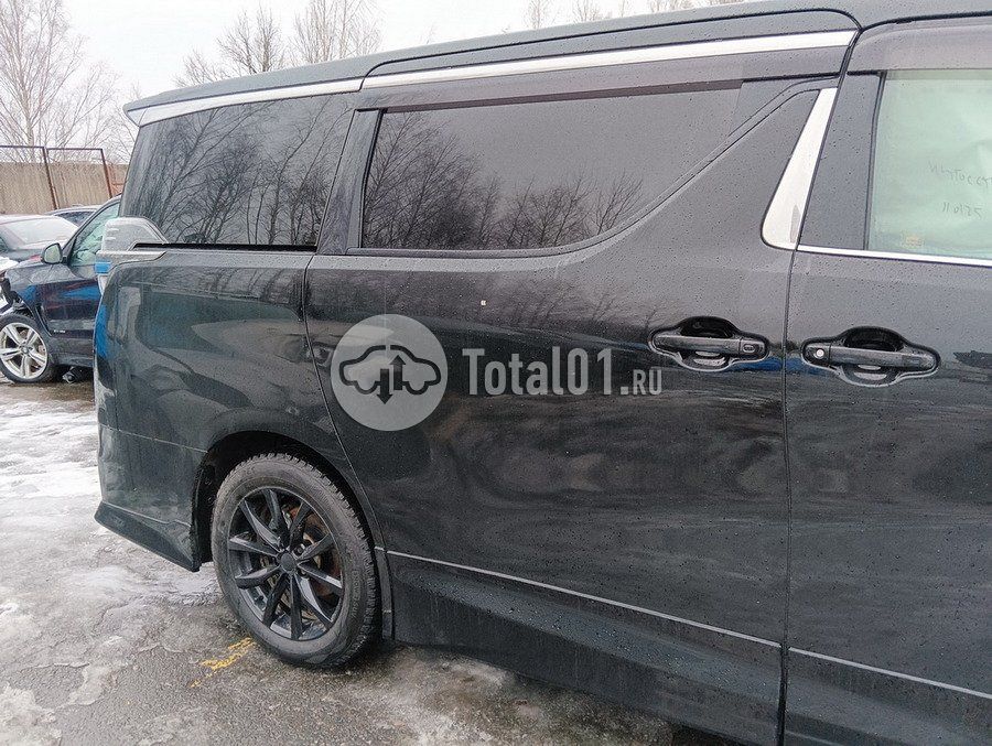 Фото Toyota Vellfire 18