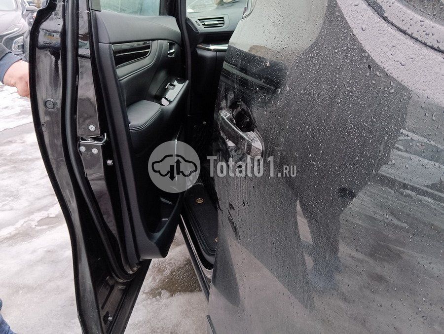 Фото Toyota Vellfire 150