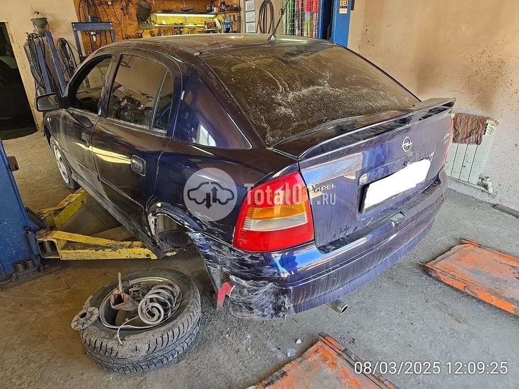 Фото Opel Astra 8