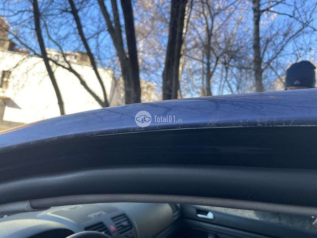 Фото Volkswagen Golf 200