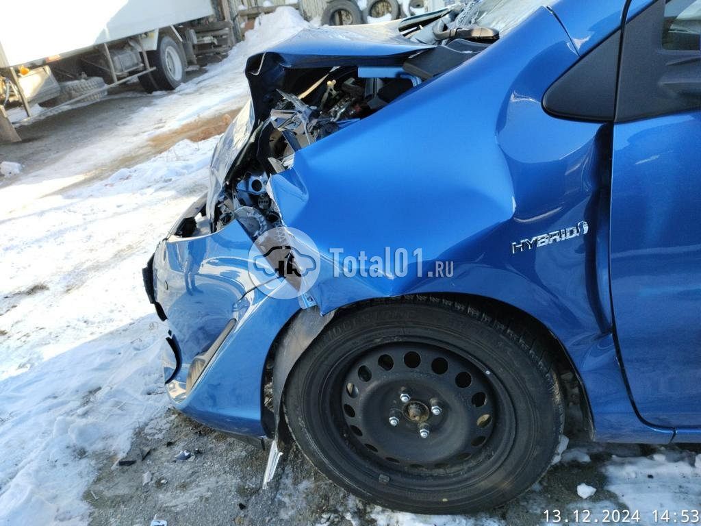 Фото Toyota Aqua 6