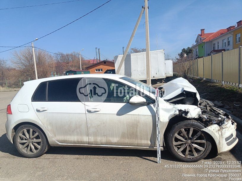 Фото Volkswagen Golf 2