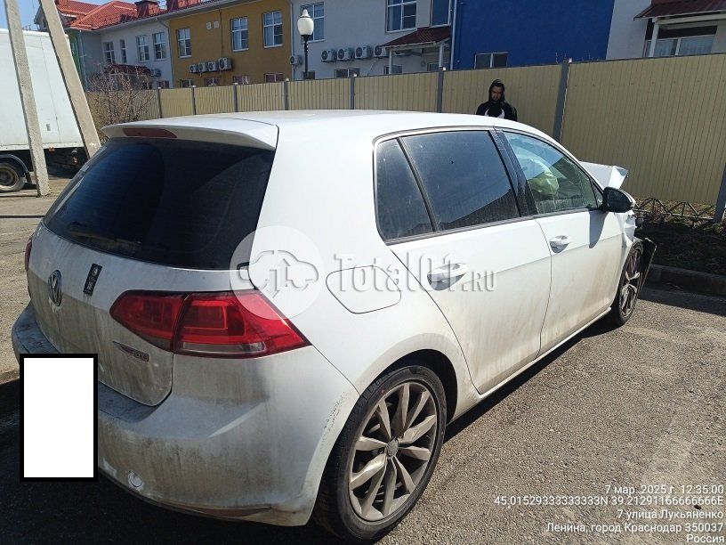 Фото Volkswagen Golf 16