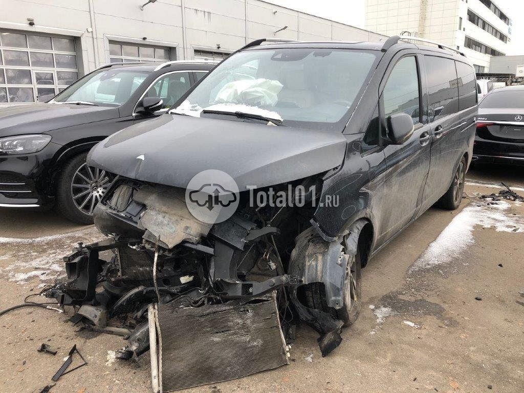 Фото Mercedes-Benz V-класс 42